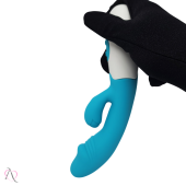 VIBRADOR COM ESTIMULADOR CLITORIANO 30 VIBRACOES